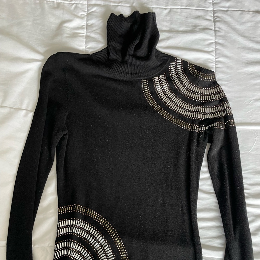 Women’s sweater